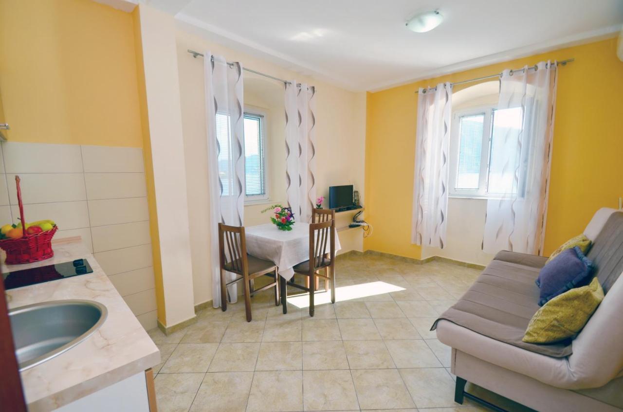 Tau Mir I Dobro Daire Kotor Dış mekan fotoğraf